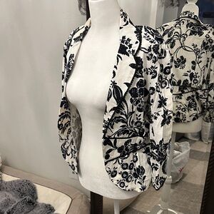 White House Black Market Black and White Floral Blazer